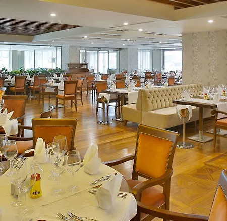 Doubletree By Hilton Atasehir & Conference Centre 호텔