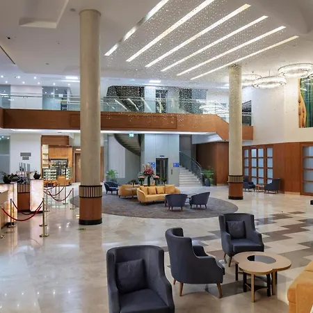 Doubletree By Hilton Atasehir & Conference Centre 5*