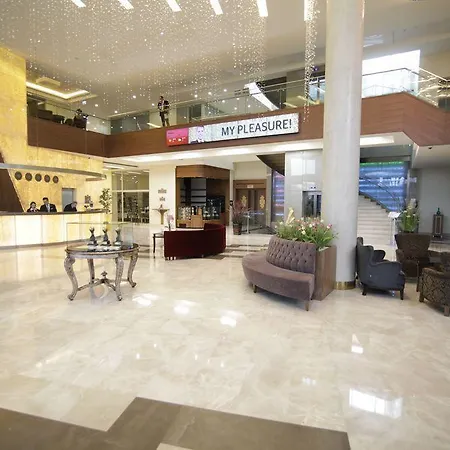 Doubletree By Hilton Atasehir & Conference Centre 5*