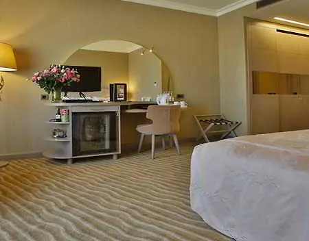 Doubletree By Hilton Atasehir & Conference Centre Hotel