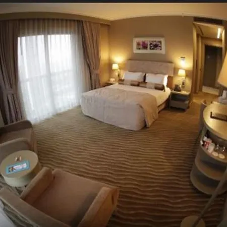 Doubletree By Hilton Atasehir & Conference Centre 5* Стамбул