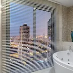 Doubletree By Hilton Atasehir Hotel&conference Centre 5*