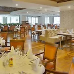 Doubletree By Hilton Atasehir Hotel&conference Centre Otel