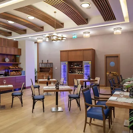 Doubletree By Hilton Atasehir & Conference Centre