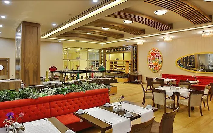 Doubletree By Hilton Atasehir & Conference Centre 5* Istanbulská provincie