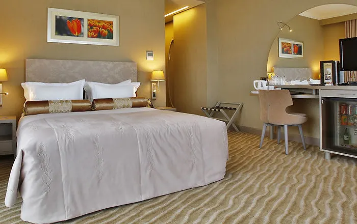 Doubletree By Hilton Atasehir & Conference Centre Hotel 5*